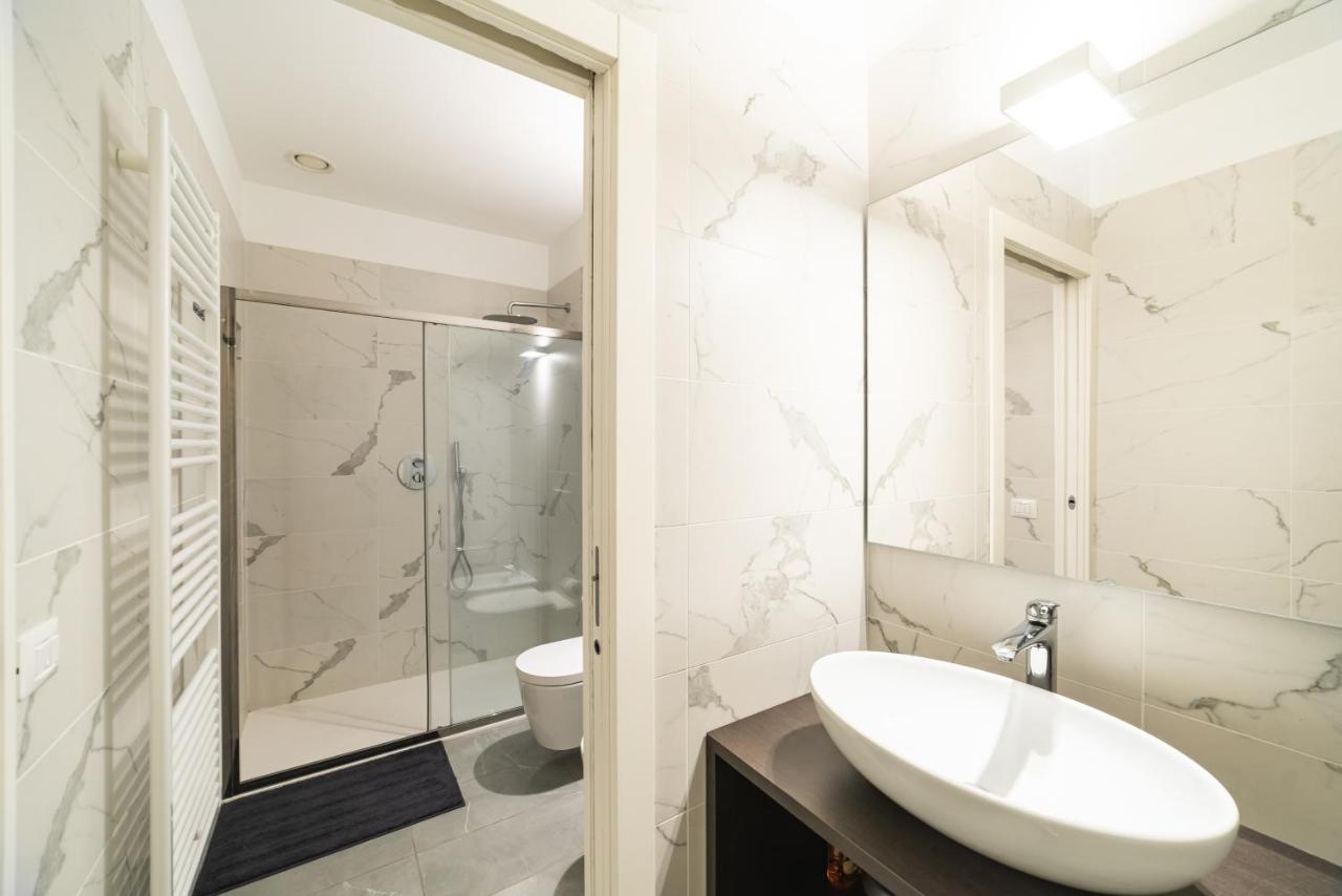 Moderno Bilocale 64Mq Con Parcheggio E Palestra Apartment มิลาน ภายนอก รูปภาพ